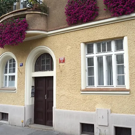 Apartment Letna *